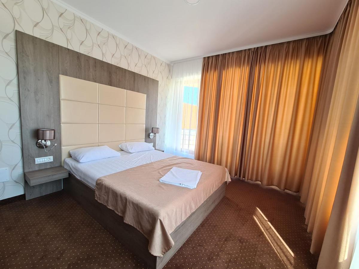Hotel Bulevard Făgăraş Eksteriør billede