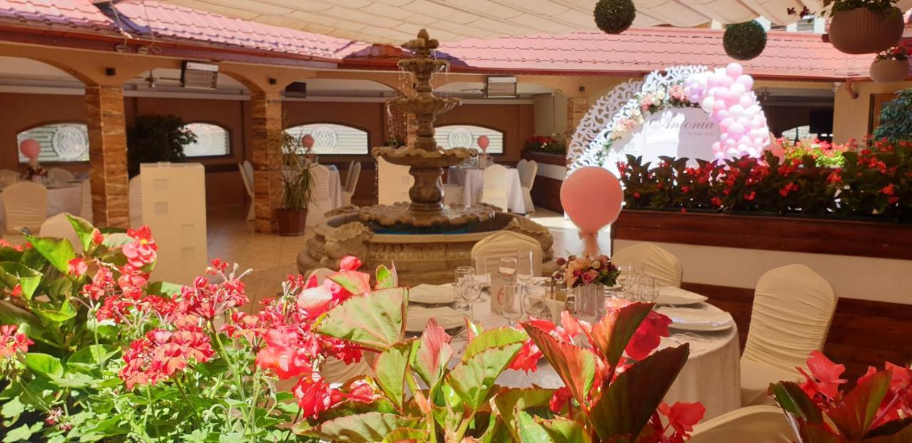 Hotel Bulevard Făgăraş Eksteriør billede