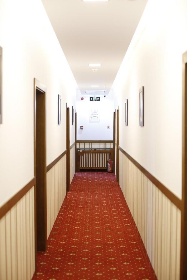 Hotel Bulevard Făgăraş Eksteriør billede